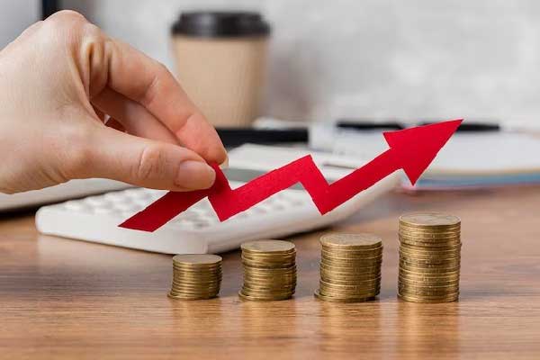 港股黄金股普跌 赤峰黄金跌超5% 现货黄金跌破3370美元